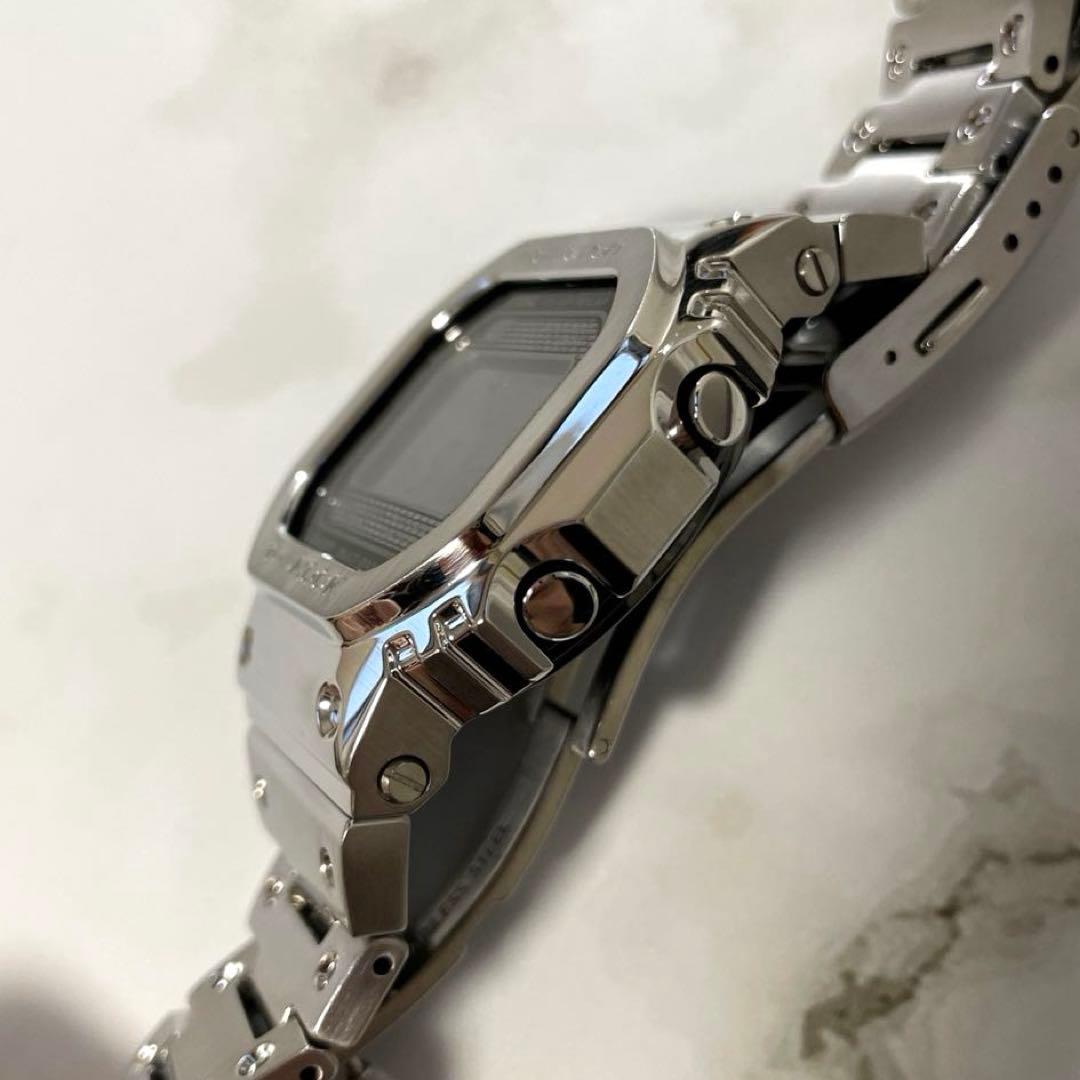 Gショック　G-SHOCK GMW-B5000