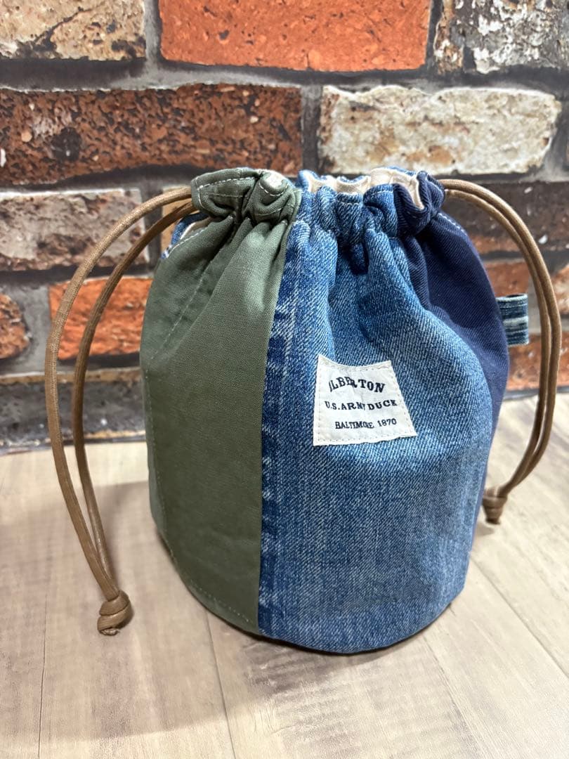 USEDデニム×ビンテージエプロン×本革リメイク　巾着バッグ