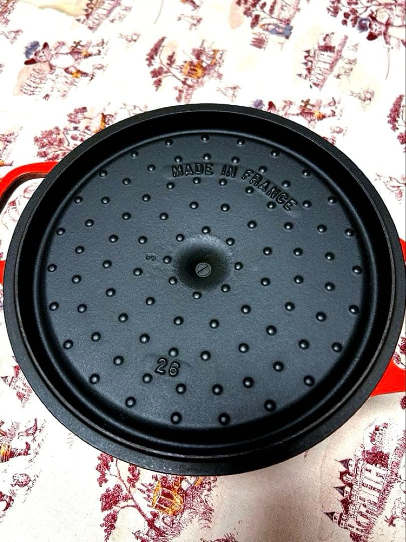 【廃盤カラー】staub ピコ・ココット ラウンド 26cm オレンジ