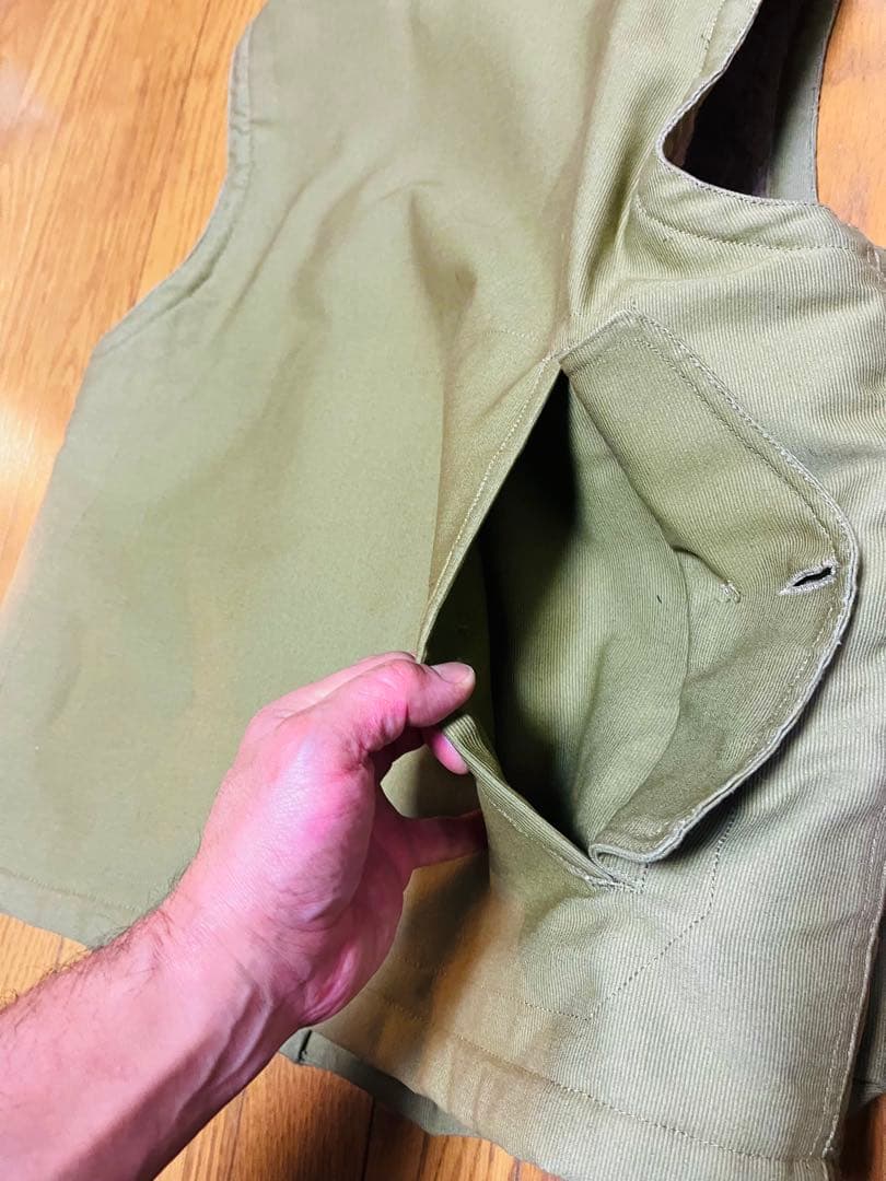 送料込み☆ミリタリーベスト☆サイズ40(Ｌ)☆ネイビーデパートメント☆冬用ベスト