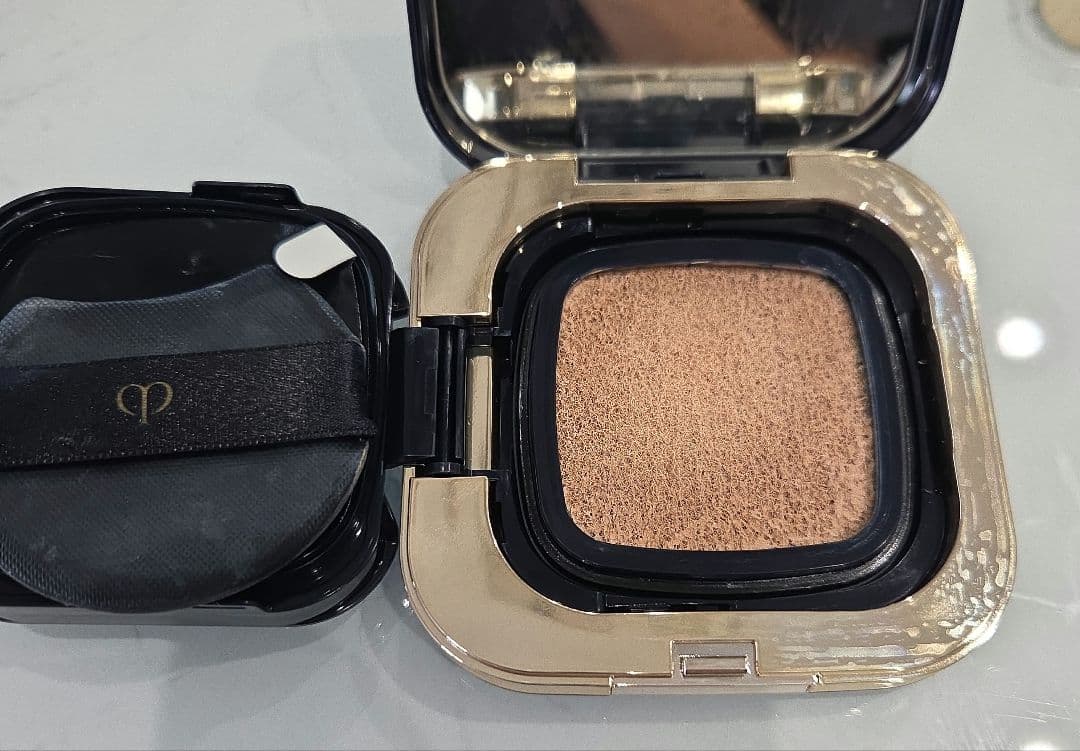 クレ・ド・ポー ボーテ 　シャネル