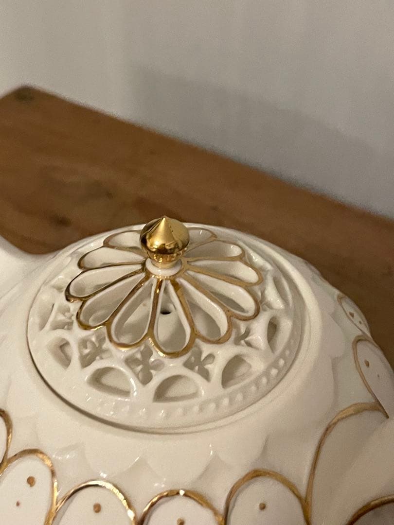 k*o様 伊藤剛俊　ポット　金彩