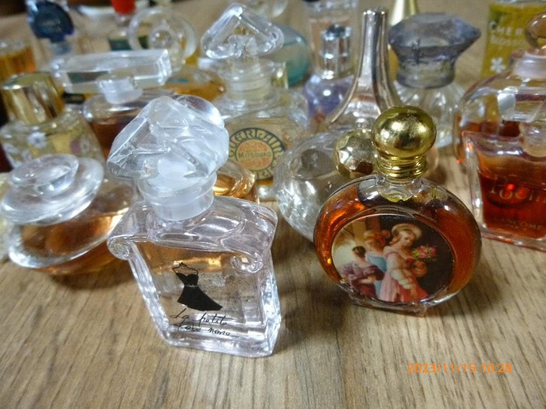 ミニチュア香水コレクション（セット）