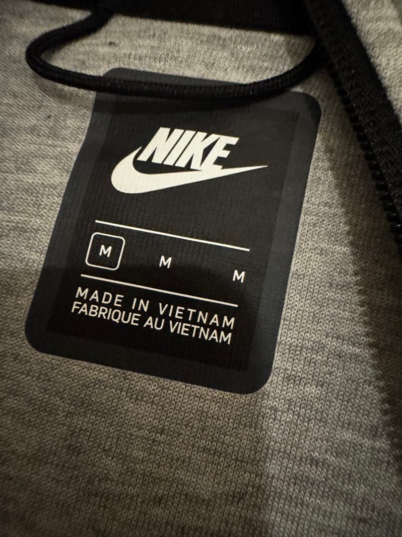 NIKE ナイキ　テックフリース フルジップ ウィンドランナー フーディ　M