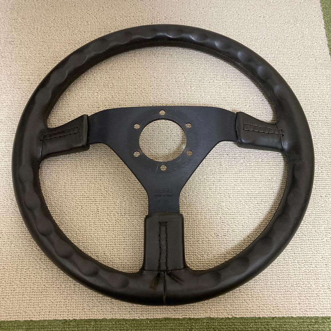 早い者勝ち!!!MOMO モモ ステアリングハンドル φ35