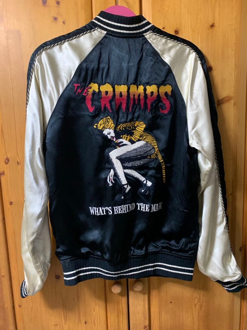 CR/WHAT'S BEHIND THE MASK刺繍 スカジャン