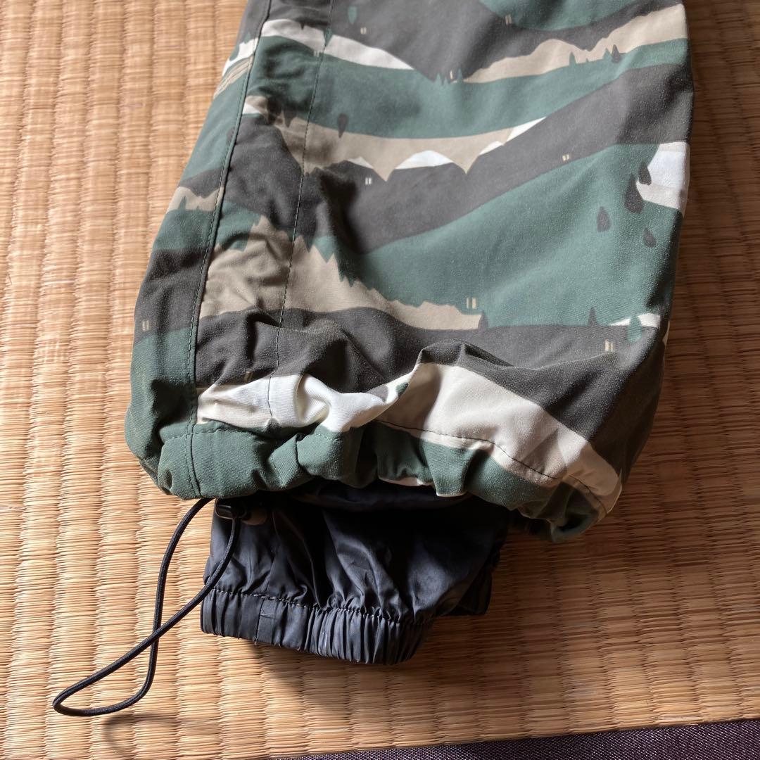 THE NORTH FACE 110cm子ども用迷彩スキーウェア