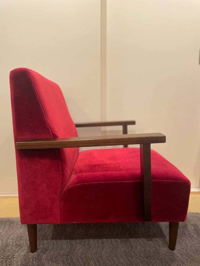 ビーカンパニー　赤　シングルソファ　オットマン付き