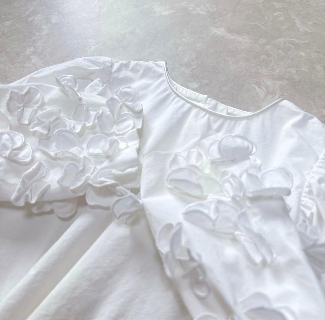 shirocon YORIブラウス パフューム スリーブ ホワイト サイズ３８