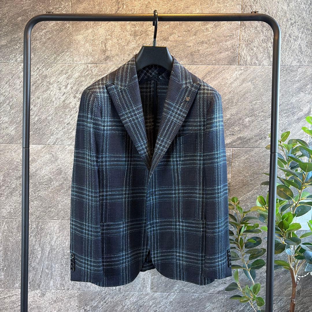 未使用品　タリアトーレ　ジャケット　42