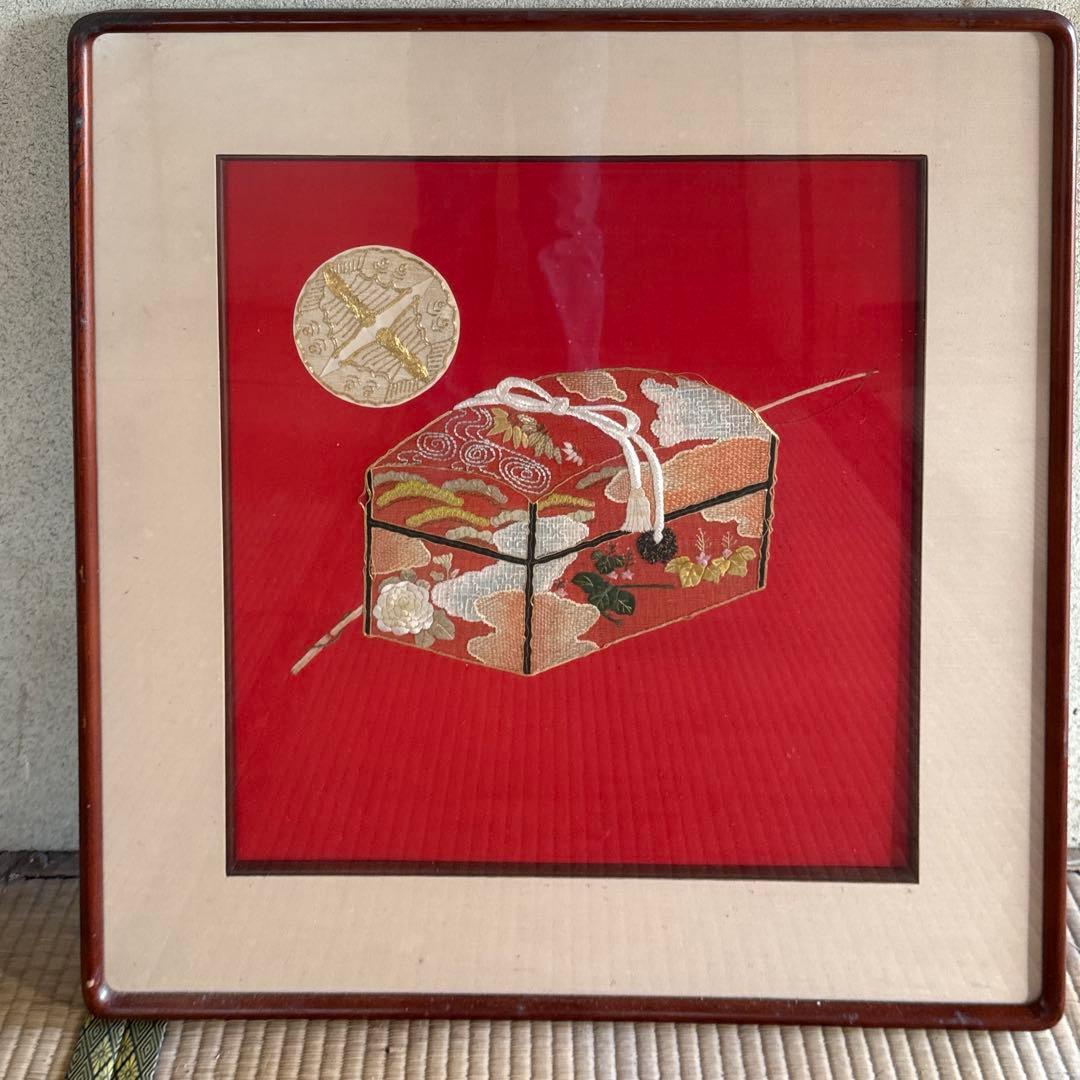 和風刺繍アート 赤い背景の箱掛け壁画飾り掛け絵純手作り刺繍