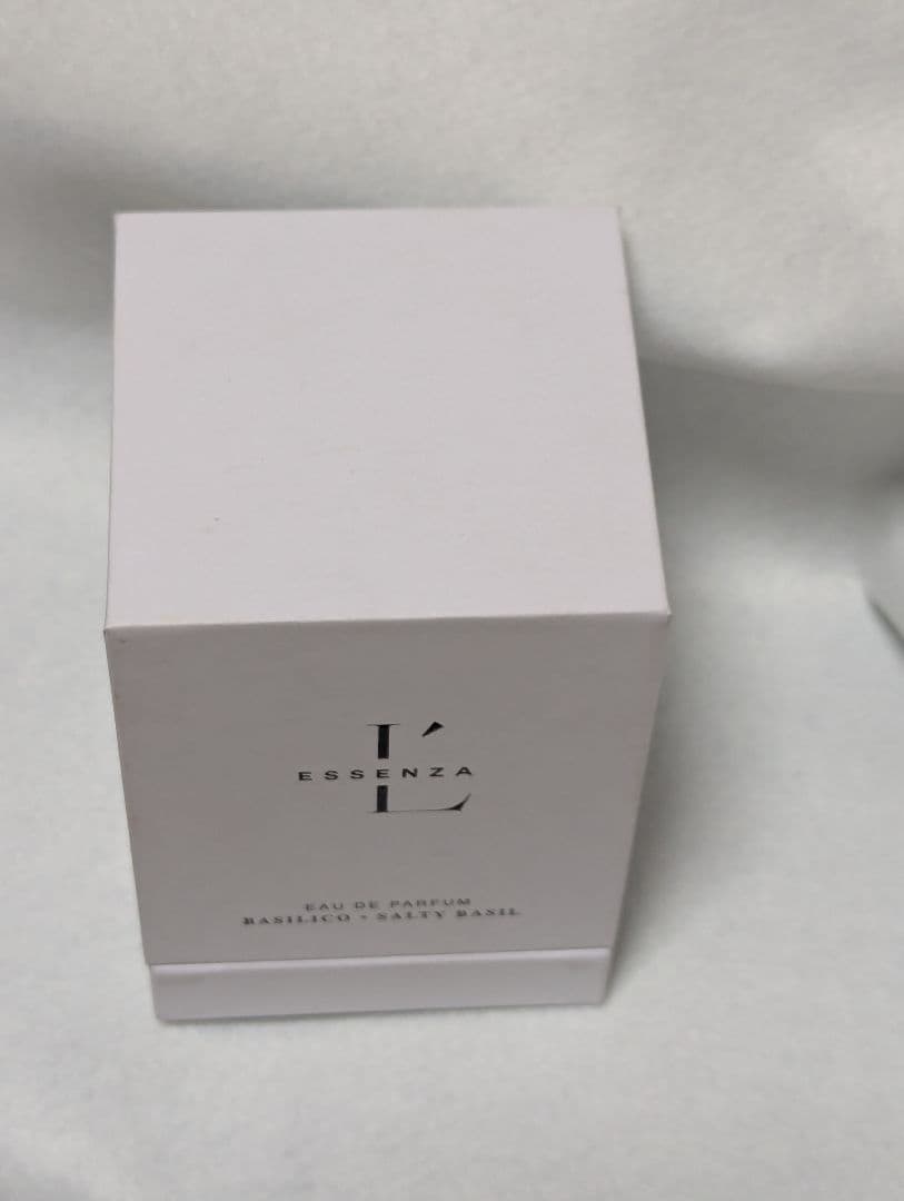 エッセンツァプルサンテオードパルファムバジリコ50ml