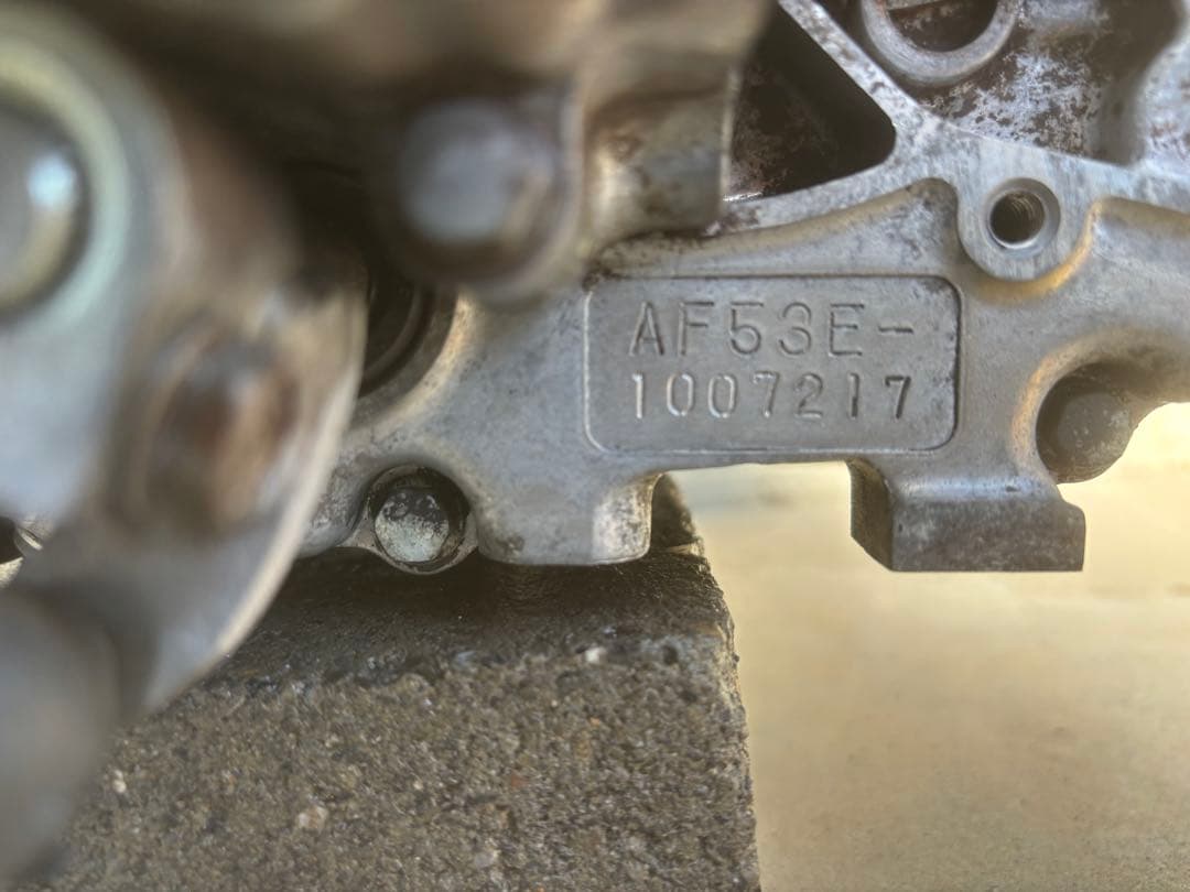 ホンダ　ジョルカブエンジン　キャブ　セル　キック付き　ダックスシャリー