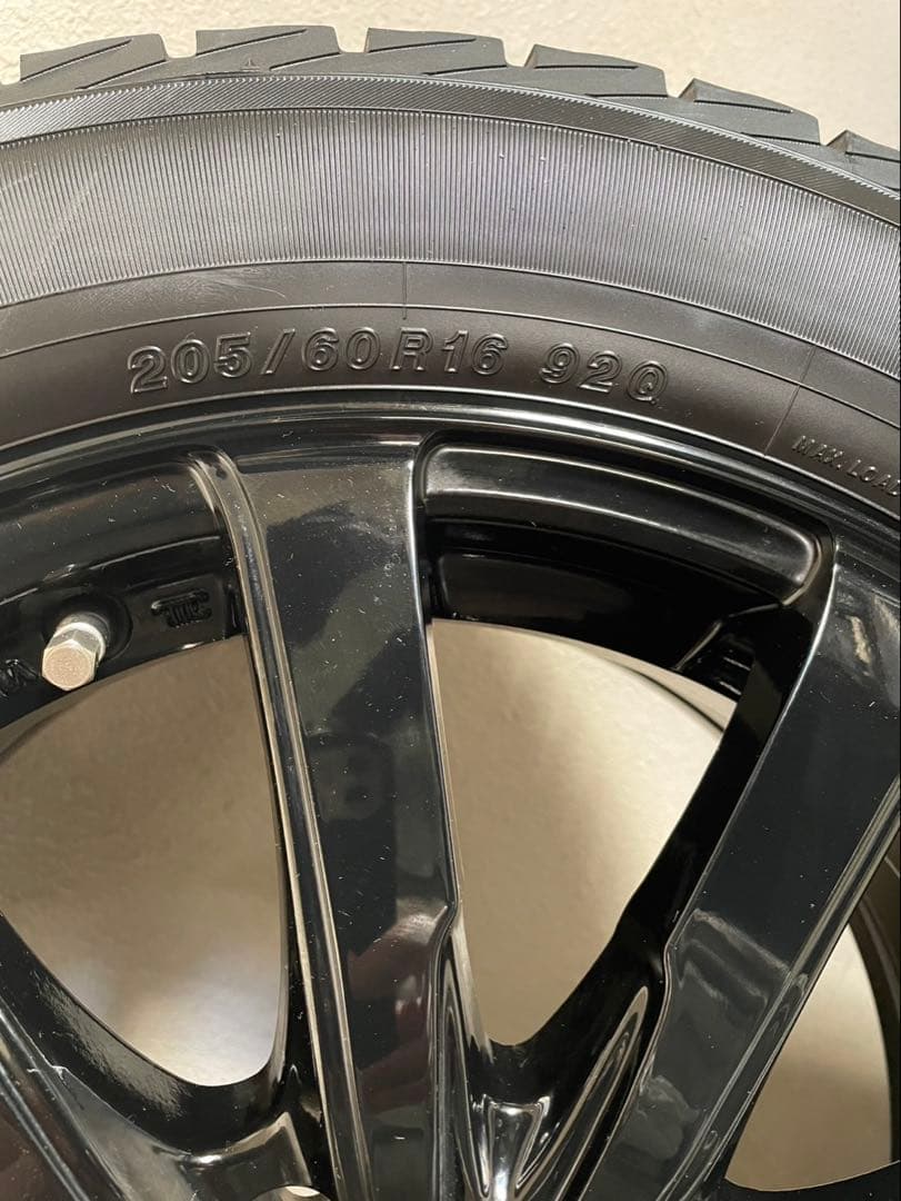 オラフ　PRACTIVA ICE BP0216インチ スタッドレスタイヤ