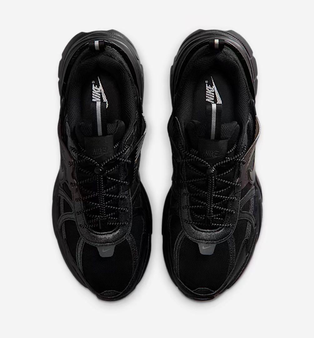 【新品未使用】NIKE V2K ラン　　27.5cm