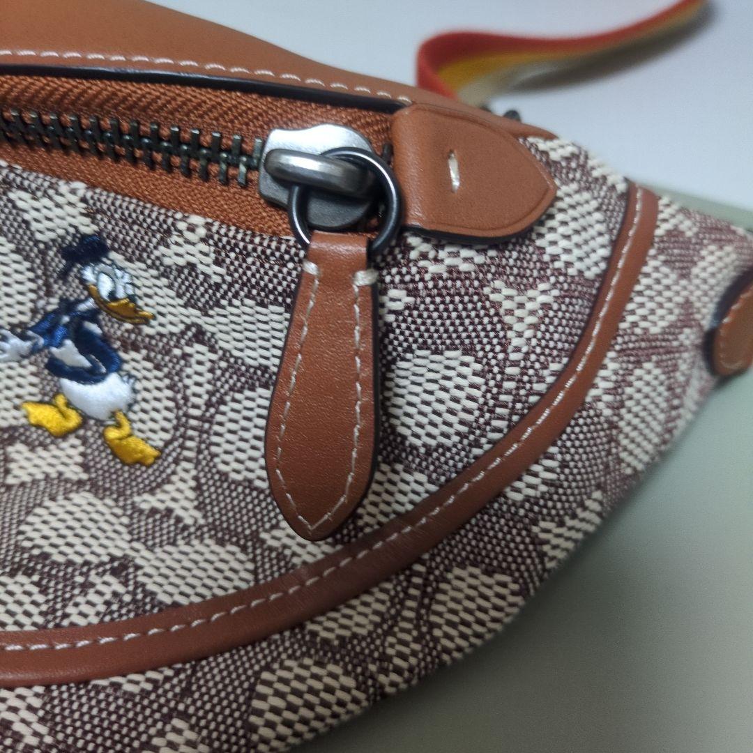 コーチ　ディズニー　50周年　完売品　ボディバッグ　COACH