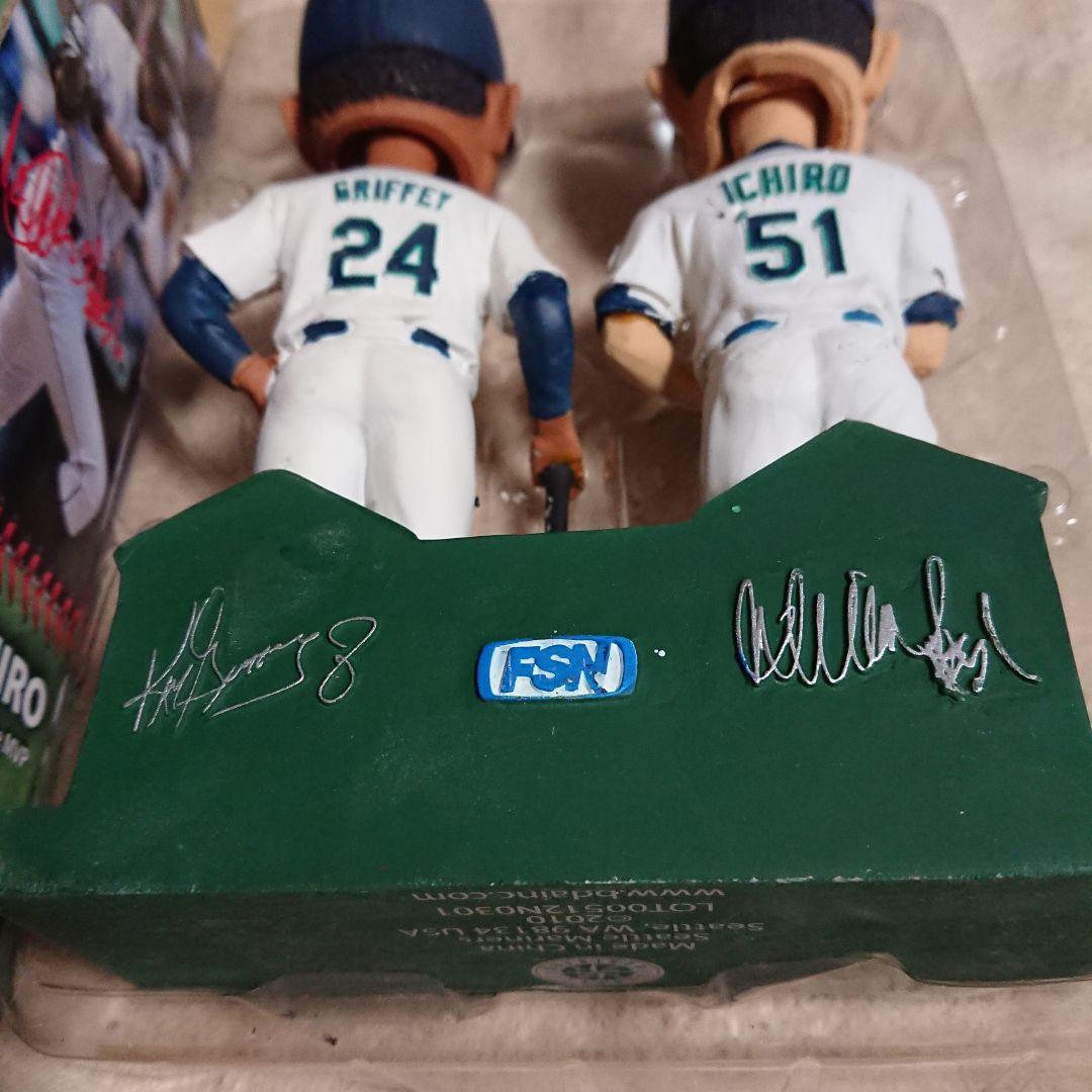 ★★イチロー 2010年 球場配布 ボブルヘッドドール 2体〈チケット付き〉