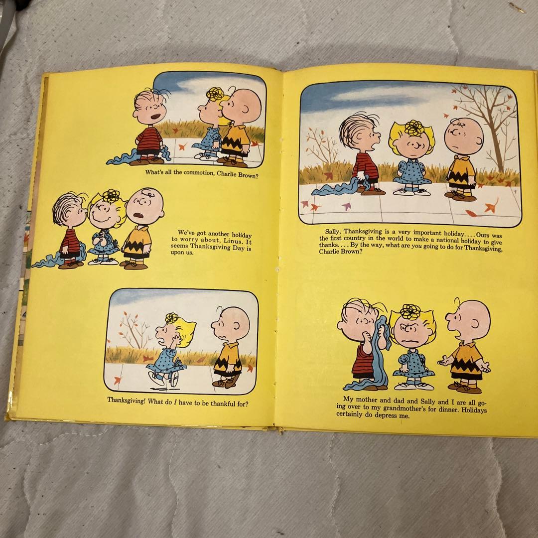 A Charlie Brown Thanksgiving/／洋書／／廃盤商品
