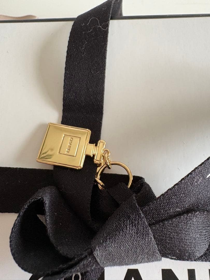 新品未使用品　シャネル N°5 オードゥ パルファム ヴァポリザター　香水