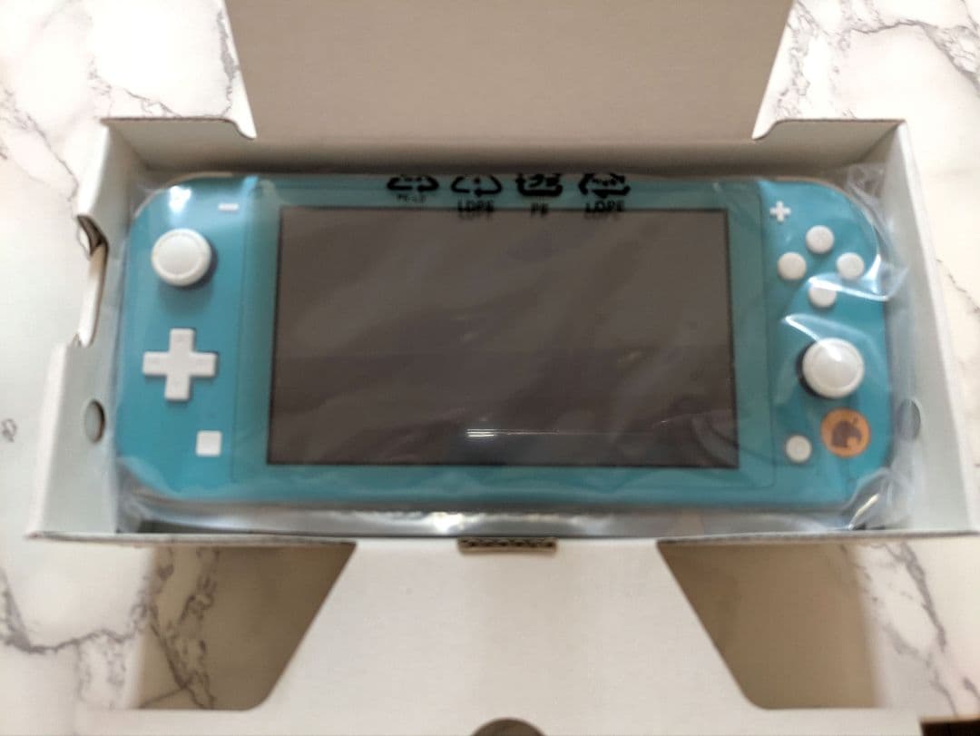 Nintendo Switch Lite ターコイズ あつまれどうぶつの森　美品