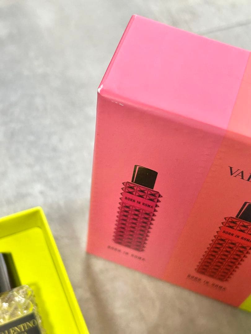 VALENTINO ヴァレンティノ 香水BORN IN ROMA