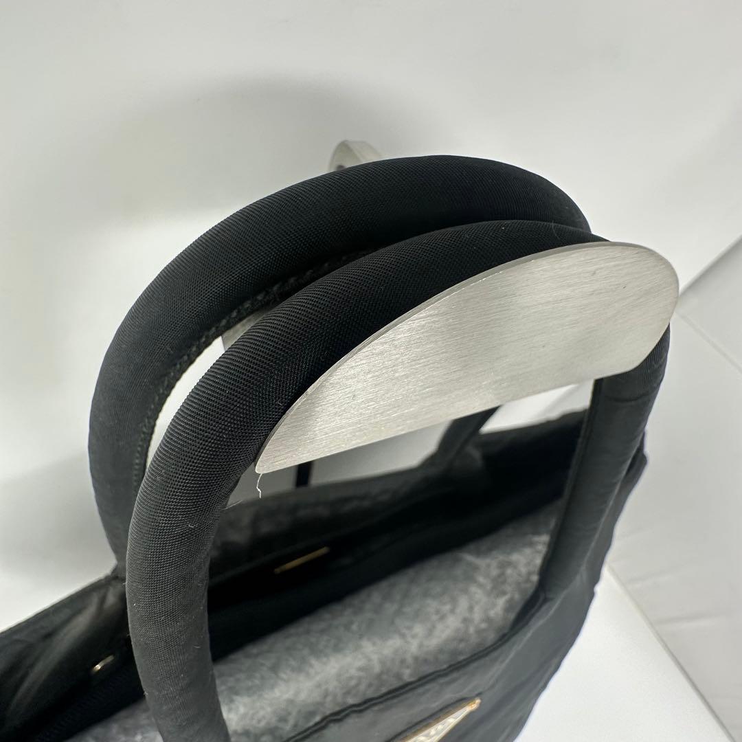 PRADA ビジネスバッグ 黒 大きめ　A4可　N2-8.5