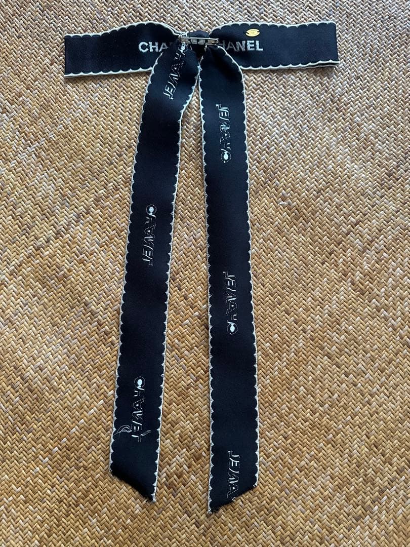 CHANEL ブラックリボンブローチ