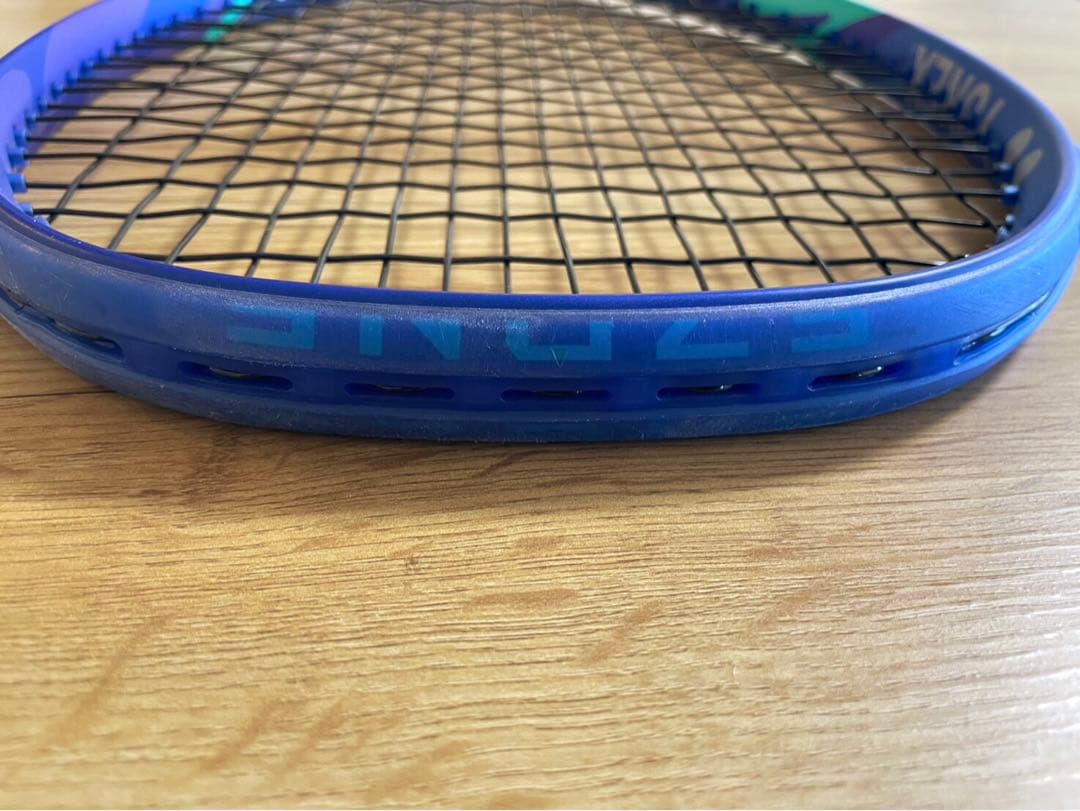 YONEX イーゾーン98 / EZONE 98 2025 グリップ3