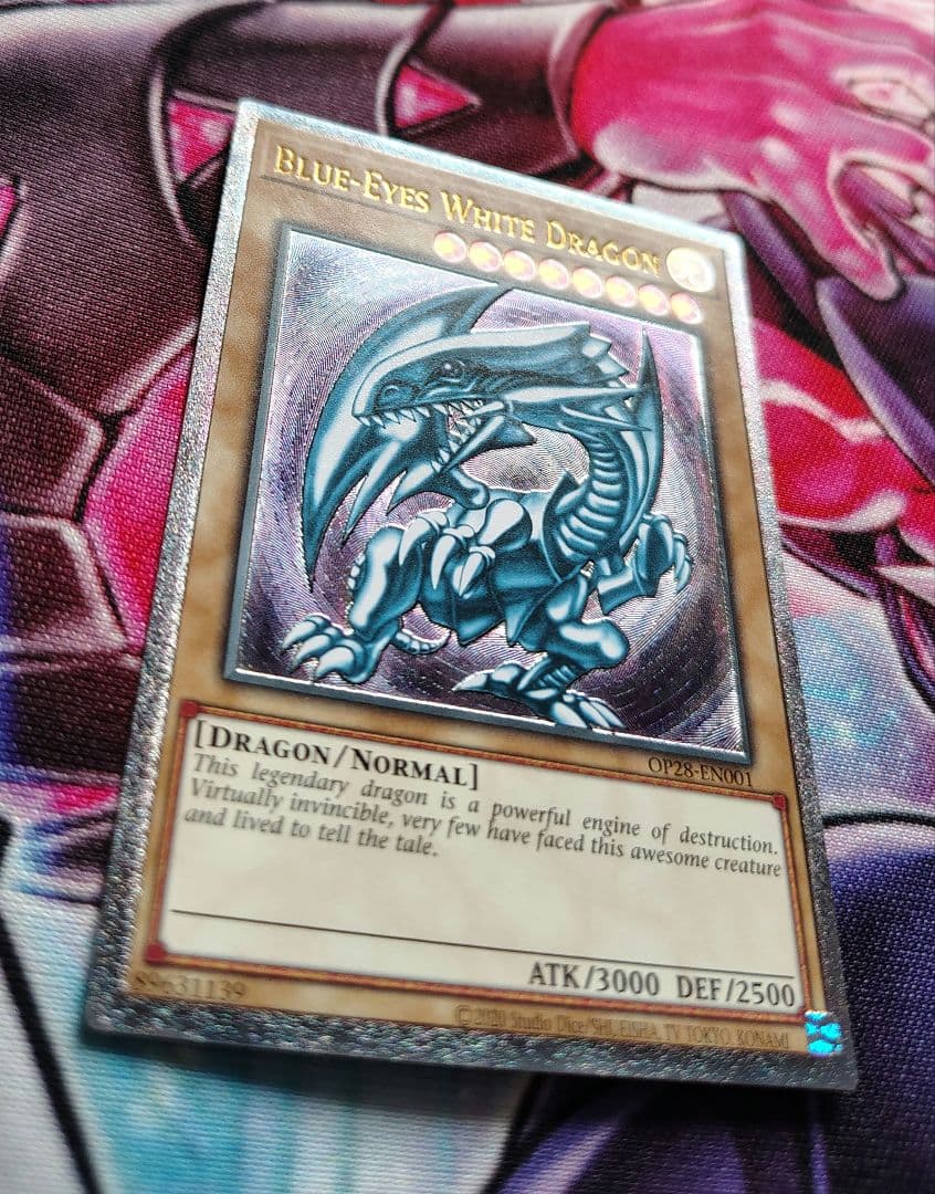 遊戯王 青眼の白龍 ブルーアイズ OTS28 レリーフ EU版 英語 美品