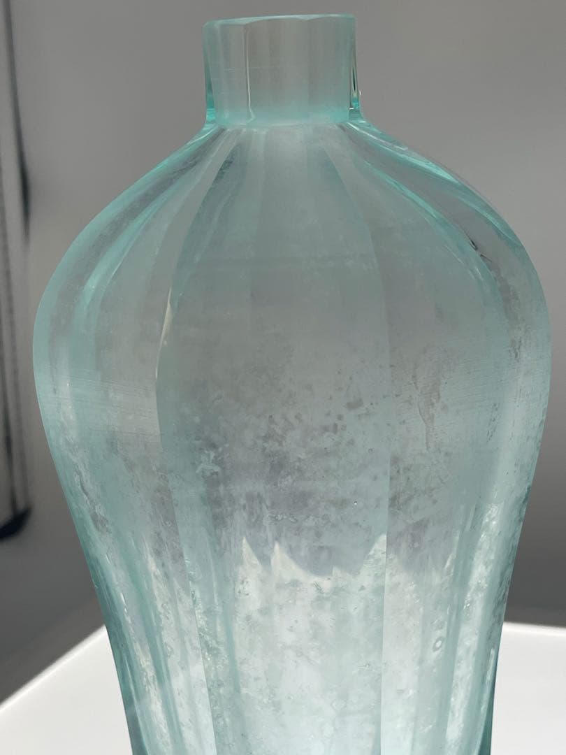 モーゼル アールデコ 八角形ベース アレキサンドライト 希少 チェコ製