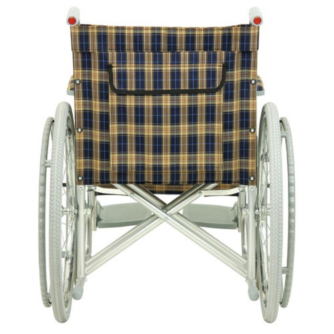 M095 車いす　スチーム製車いす　幅670mm