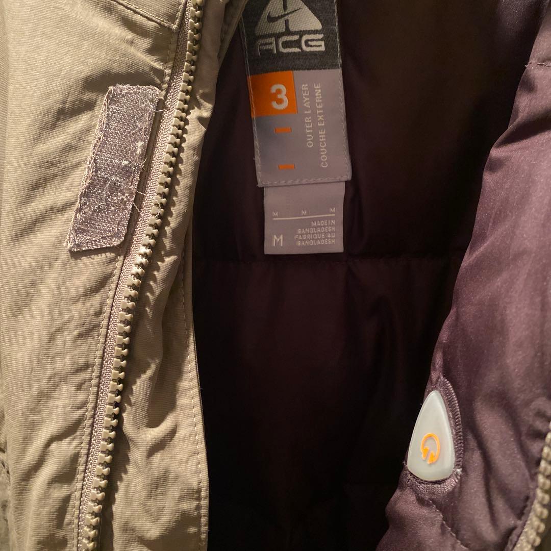 ナイキ　ACG オリーブグリーン ダウンジャケット フード付き