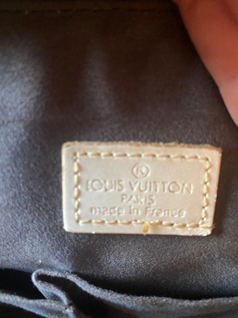 Louis Vuitton グラフィティ ハンドバッグ
