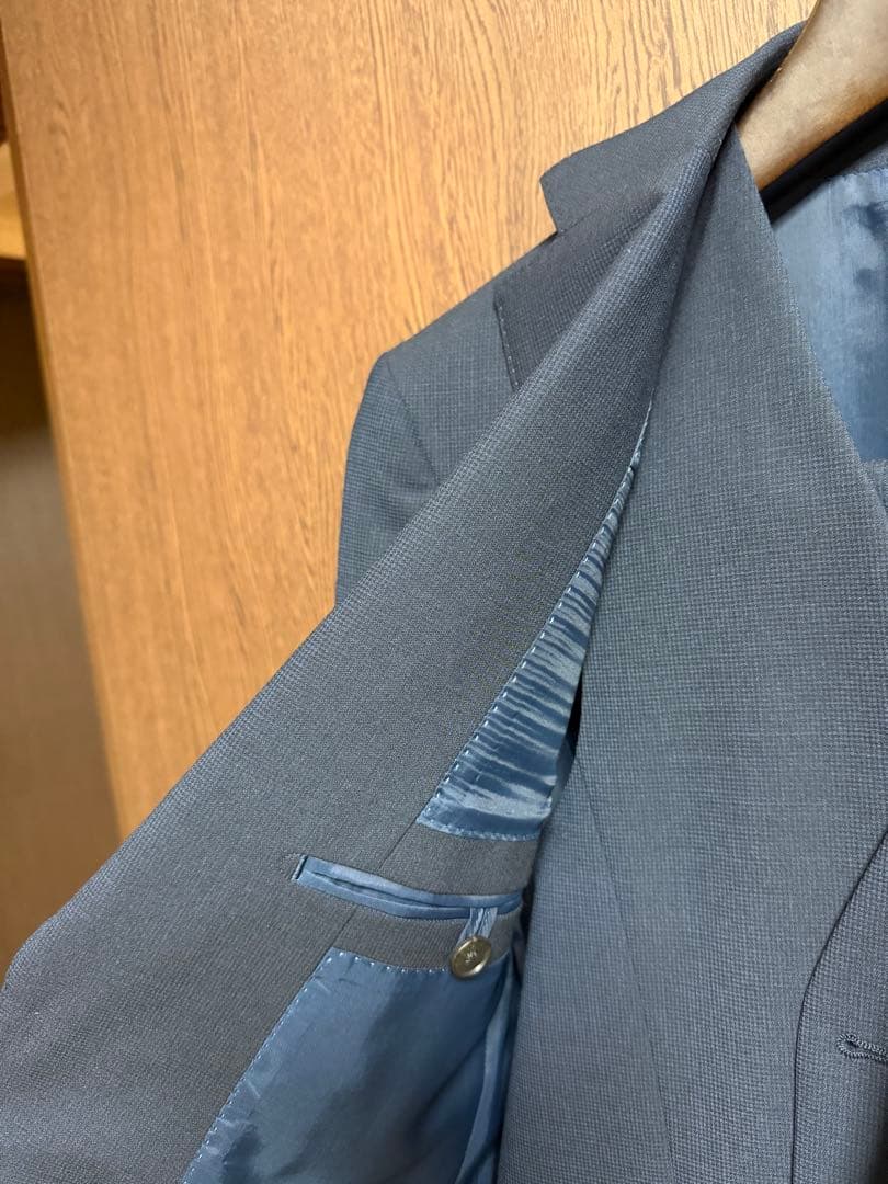Y4新品未使用！高品質！素敵なネイビーマイクロチェック3ピーススーツ！最新モデル