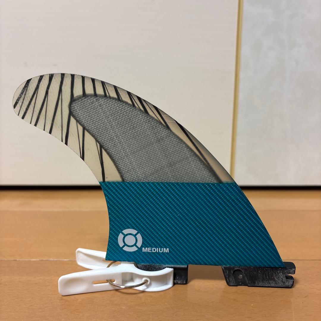 J*N様 美品　FCS2 PERFORMER M サーフボード　トライフィン　3