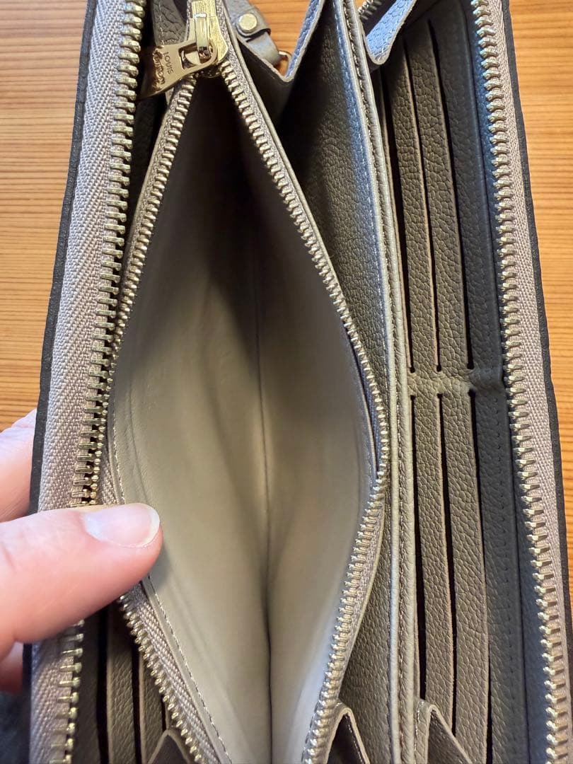 ルイヴィトン ジッピーウォレット モノグラム 長財布『2日間のみお値下げ』