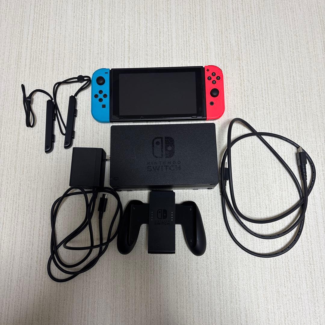 Nintendo Switch 本体　ネオンブルー　ネオンレッド 専用ケース付