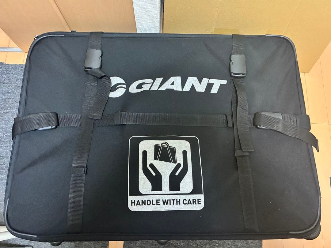 大型ハードケース付き｜トレーニング用品まとめ売り（ハードル・スティックラダー等）