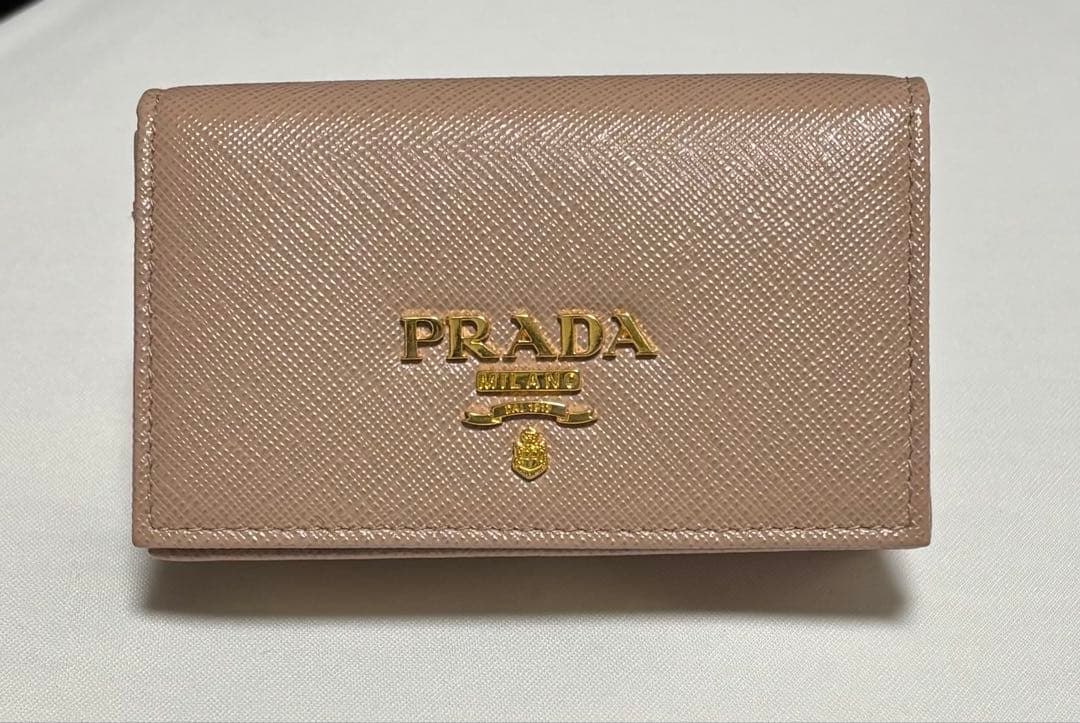 PRADA ベージュ サフィアノ　レザー 名刺入れ