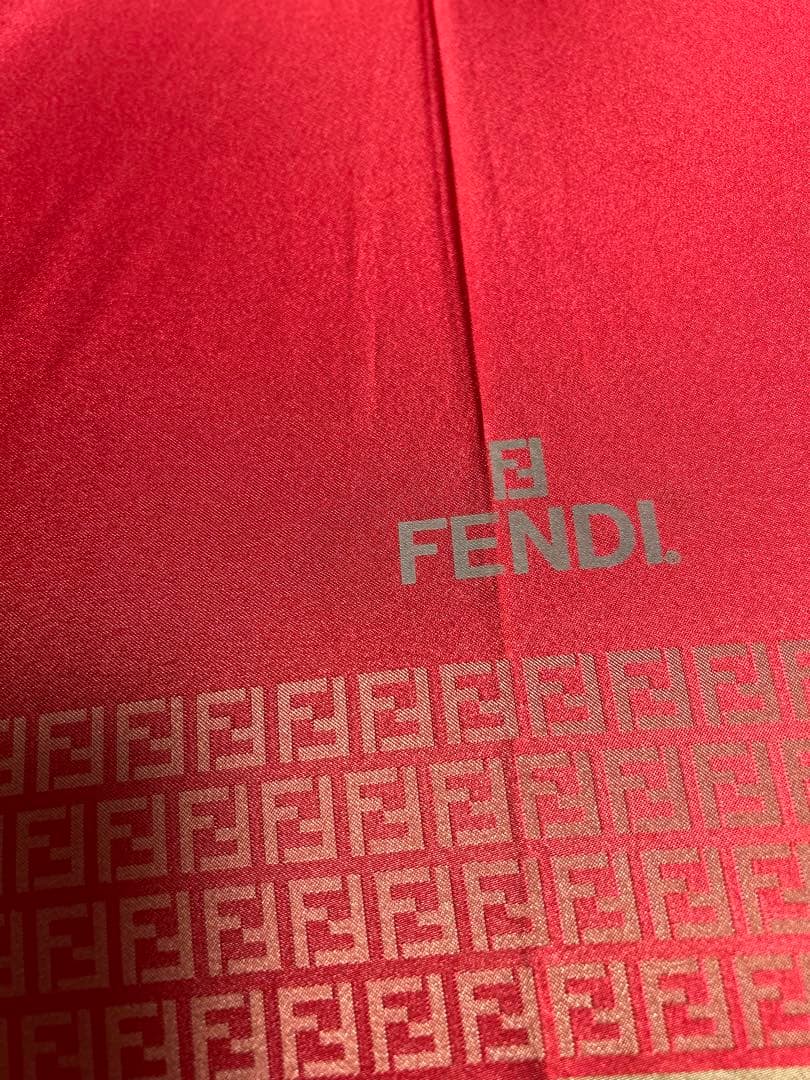 ⭐️新品未使用FENDI ロゴ入り レッド 長傘