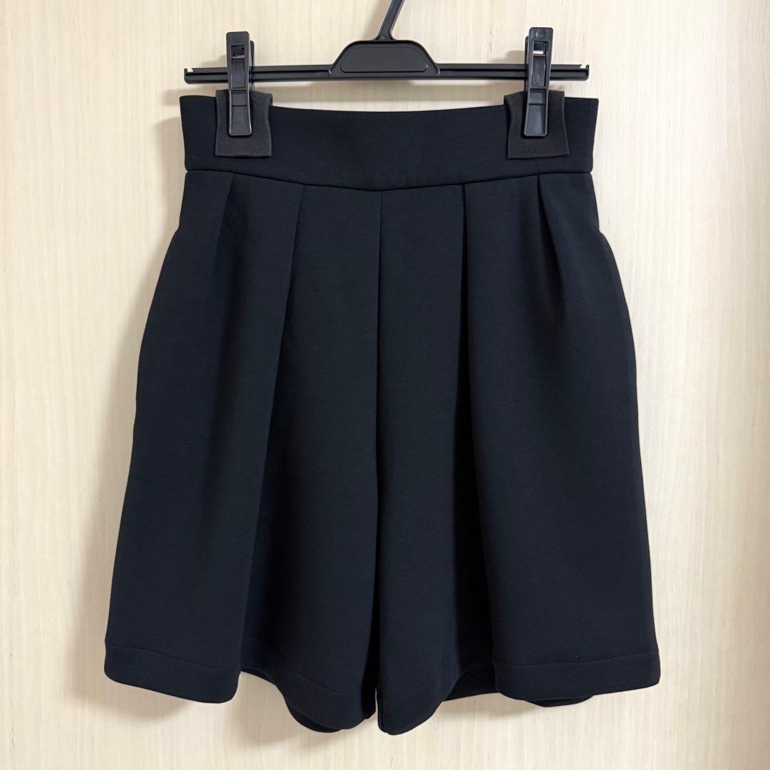 【極美品】JENNEジェンヌ 日本製美ラインストレッチキュロット