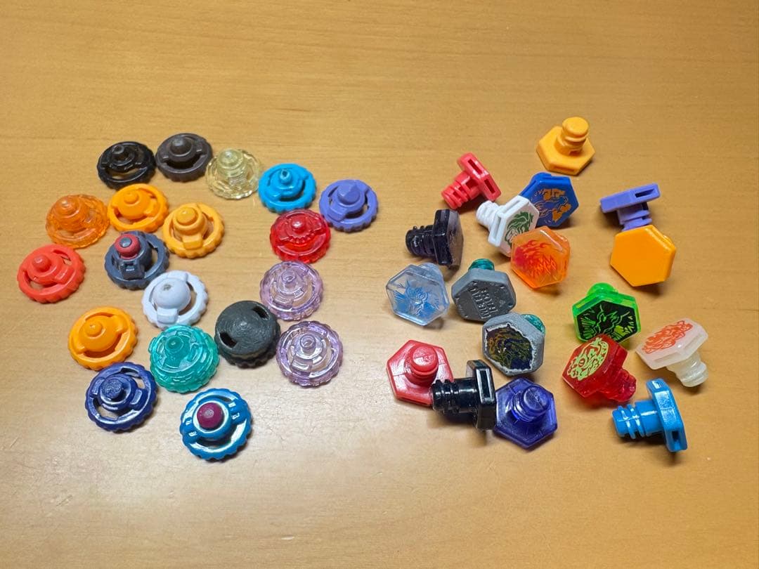 【豪華まとめ売り】ベイブレード 大量セット ランチャー・グリップ・各種パーツ付