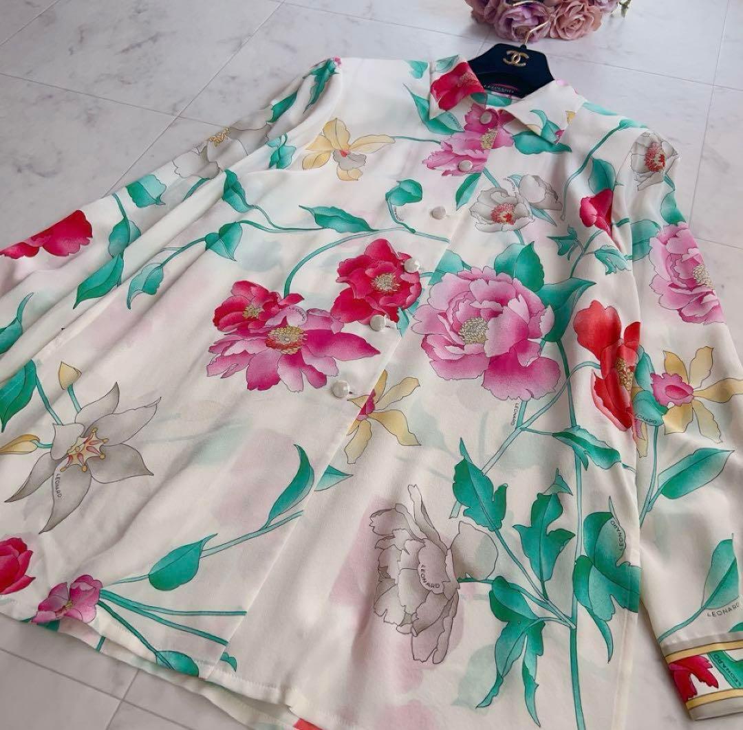 新品同様✨レオナール シルク絹100% ブラウス 花柄 フラワー L 白￼