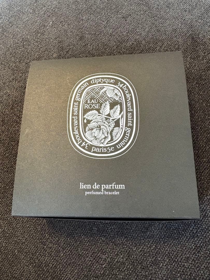 DiptyqueフレグランスブレスレットEau Rose （オー ローズ）