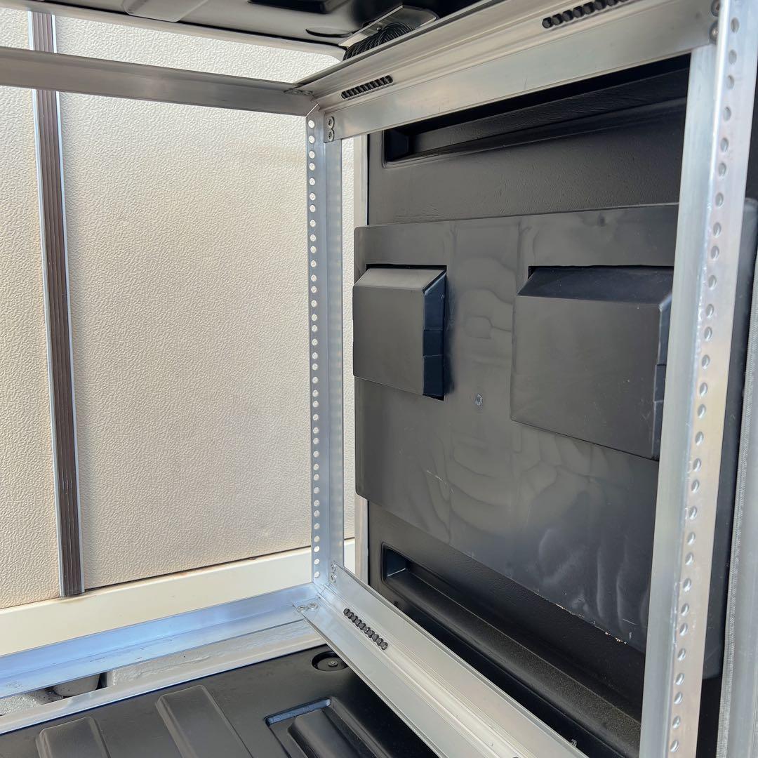 専用SKB 12U SHOCK MOUNT RACK ラックケース①