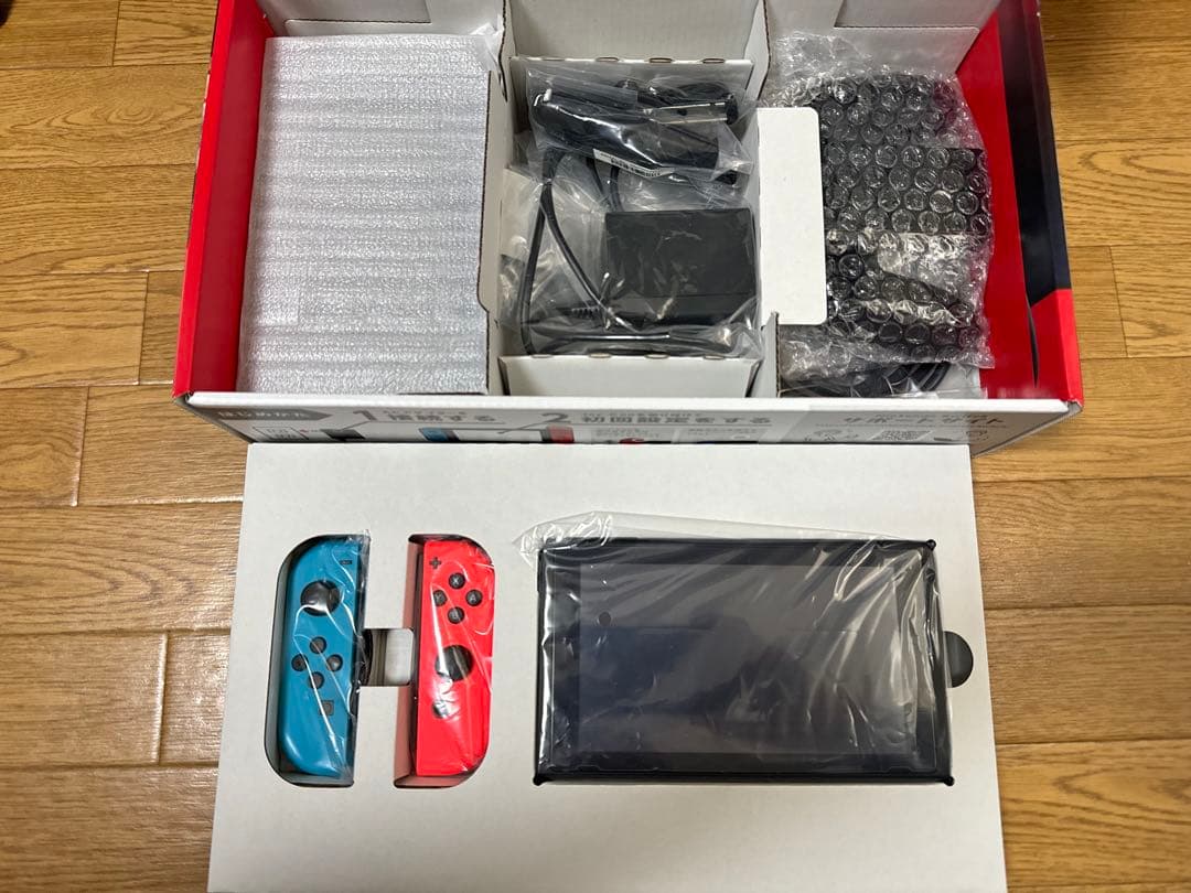 ニンテンドースイッチ　本体　Nintendo Switch
