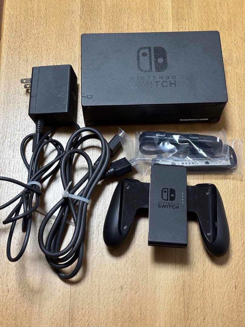 【美品・動作確認/初期化済】Switch1 + マリオカート8デラックス