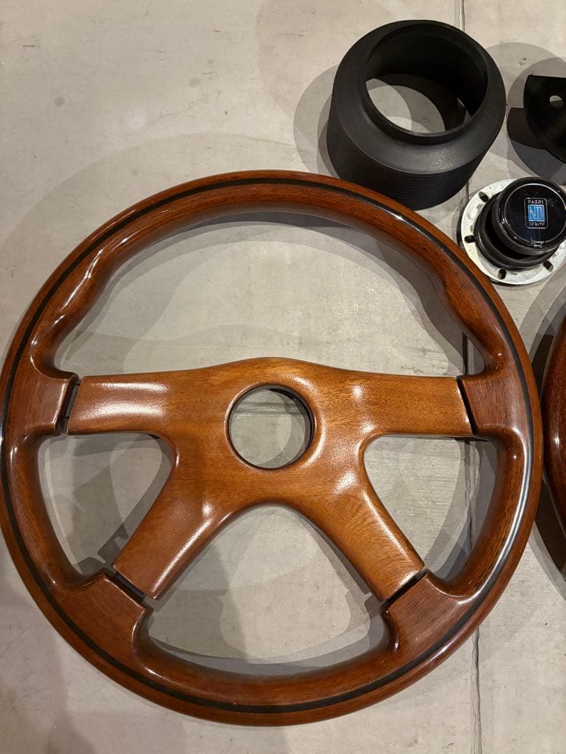 ナルディウッドステアリング2本セット