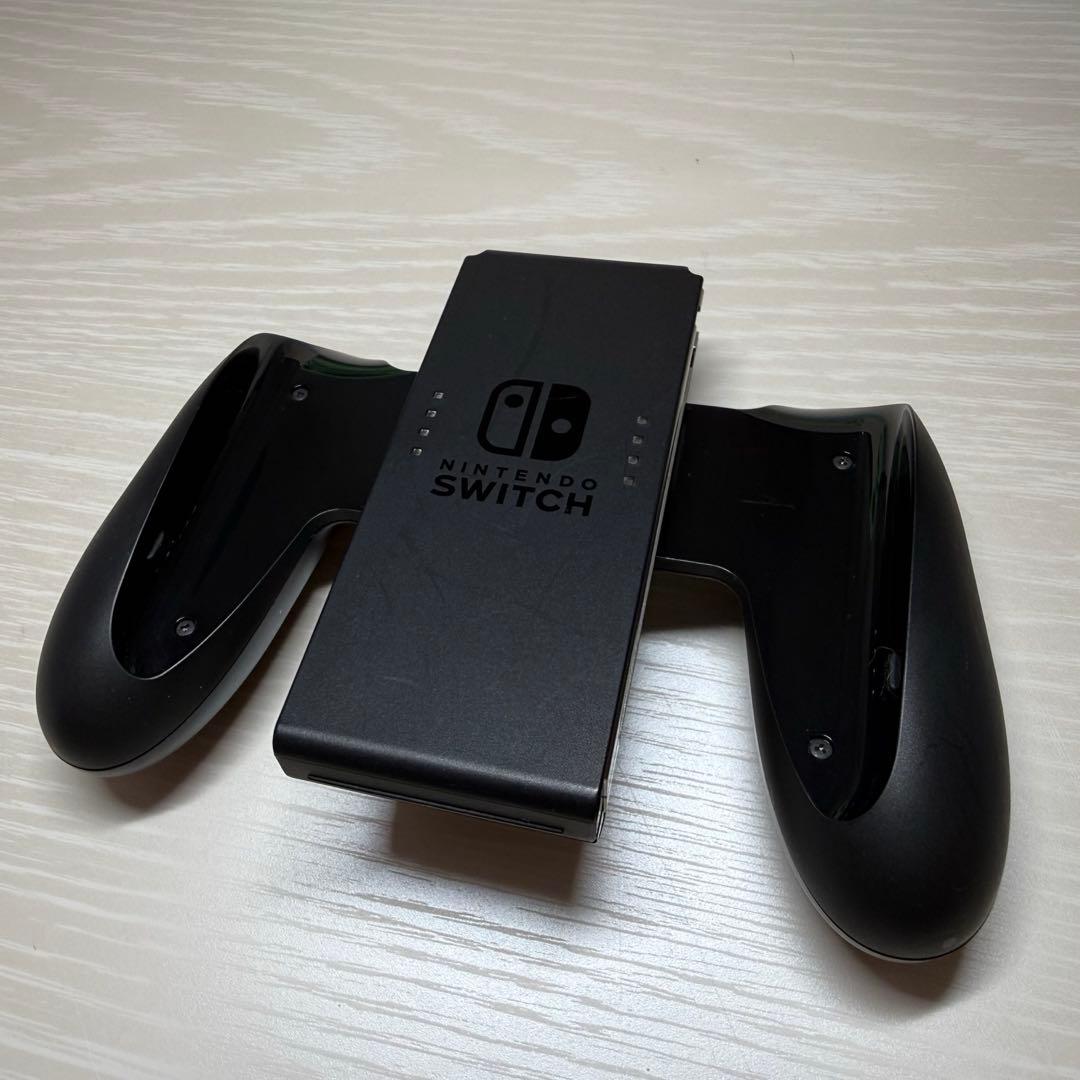 Nintendo Switch 本体　あつまれ どうぶつの森デザイン