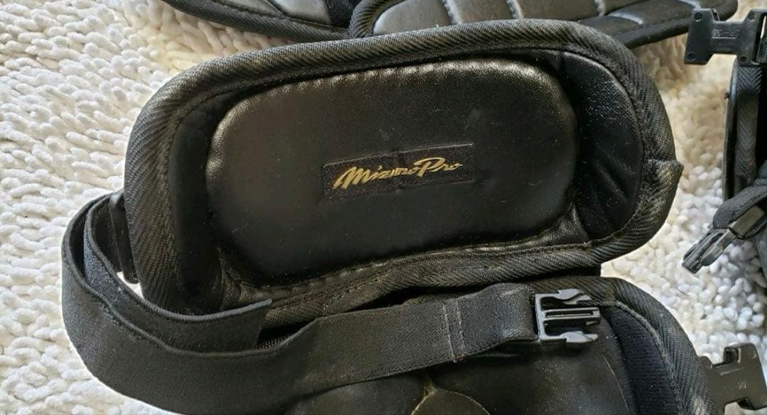 ぬ*ち様 ミズノプロ 軟式 キャッチャー防具 フルセット袋付き